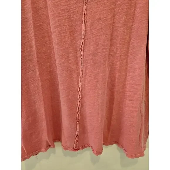 We The Free Pink Short Sleeve T-Shirt Size Medium, Preloved. - Picture 7 of 8